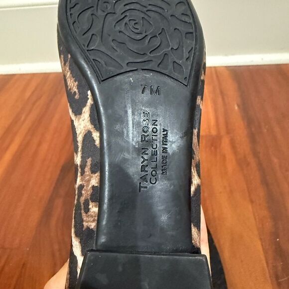 Taryn Rose Leopard Print Flats with Black Toe Cap Size 7M - Picture 5 of 5